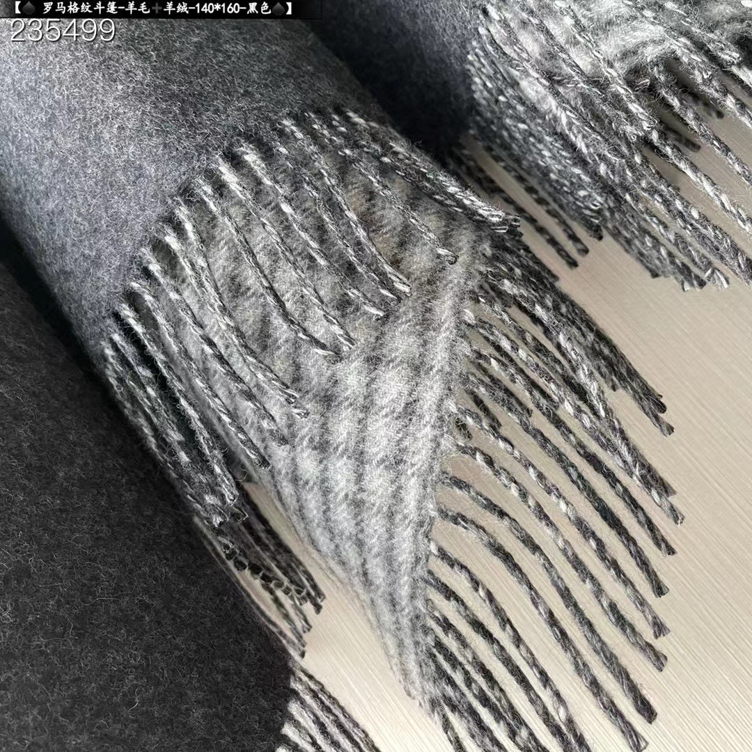 Fendi Cape Double-sided cashmere FDC35920