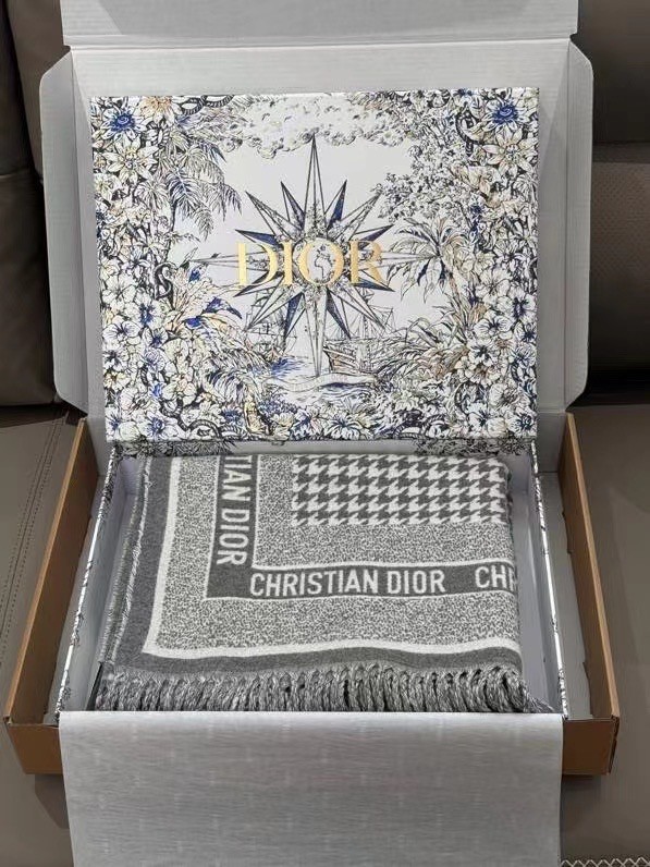 Dior Oblique Poncho Cashmere 21DOB11