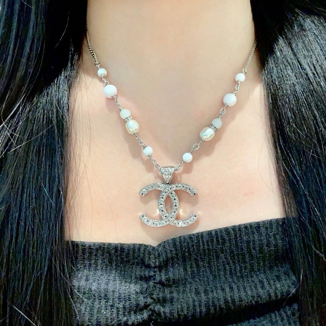 Chanel necklace CE81115