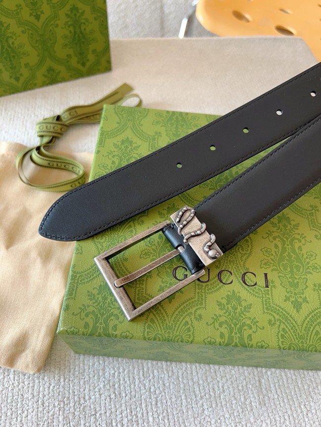 Gucci Belt with Interlocking G detail 673921-3