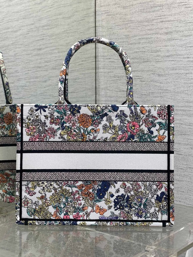 Dioriviera Medium Dior Book Tote Embroidery M1296ZEZG-2