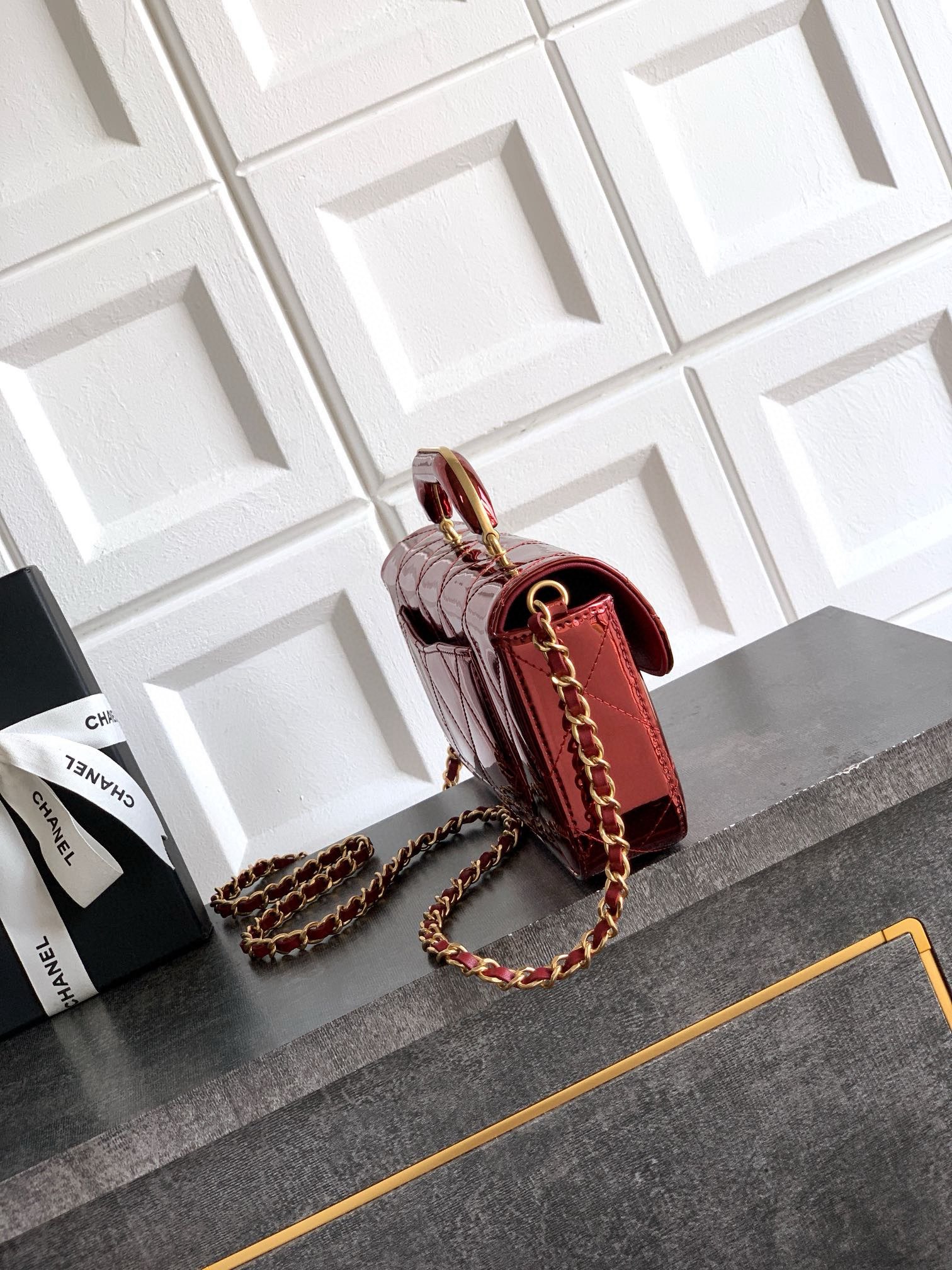 Chanel 25K Original Patent Leather Top Handle Bag A6321 Wine