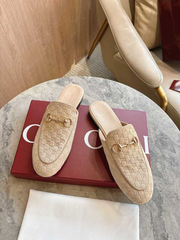 Gucci Shoes GUS00901 Heel 1.5CM Gucci Shoes GUS00901 Heel 1.5CM