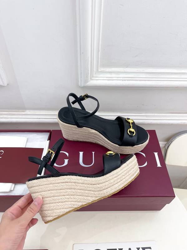 Gucci Shoes GUS00909 Heel 9CM