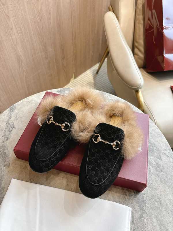 Gucci Shoes GUS00927 Gucci Shoes GUS00927