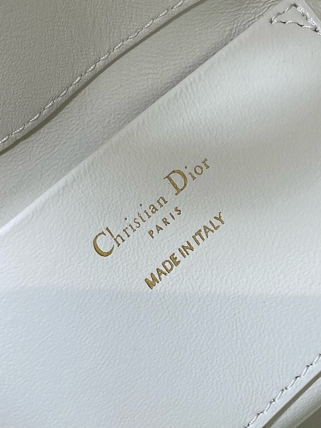 Small Dior Toujours Vertical Tote Bag Macrocannage Crinkled Calfskin M2835 white