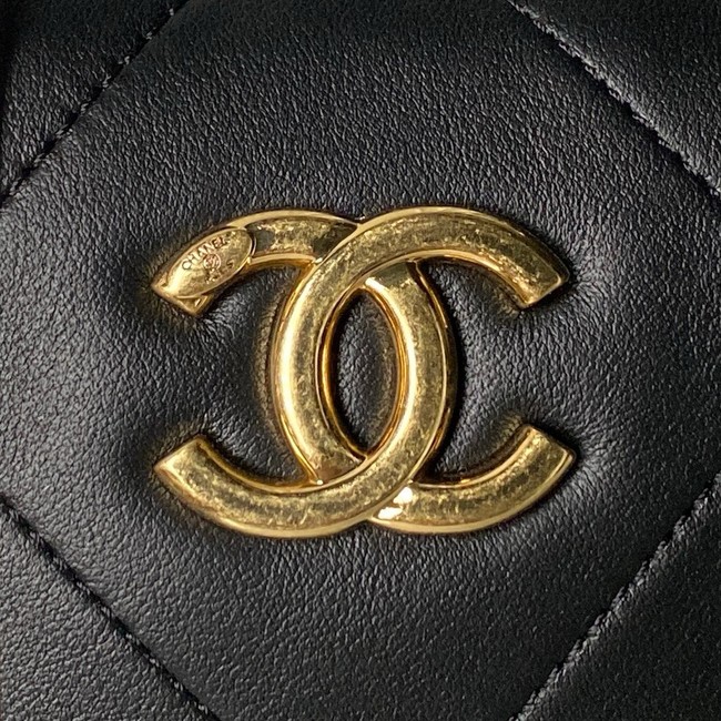 Chanel Hobo Handbag AS5837 black