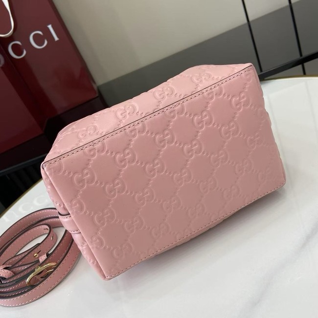Gucci GG Emblem small bucket bag 815118 pink