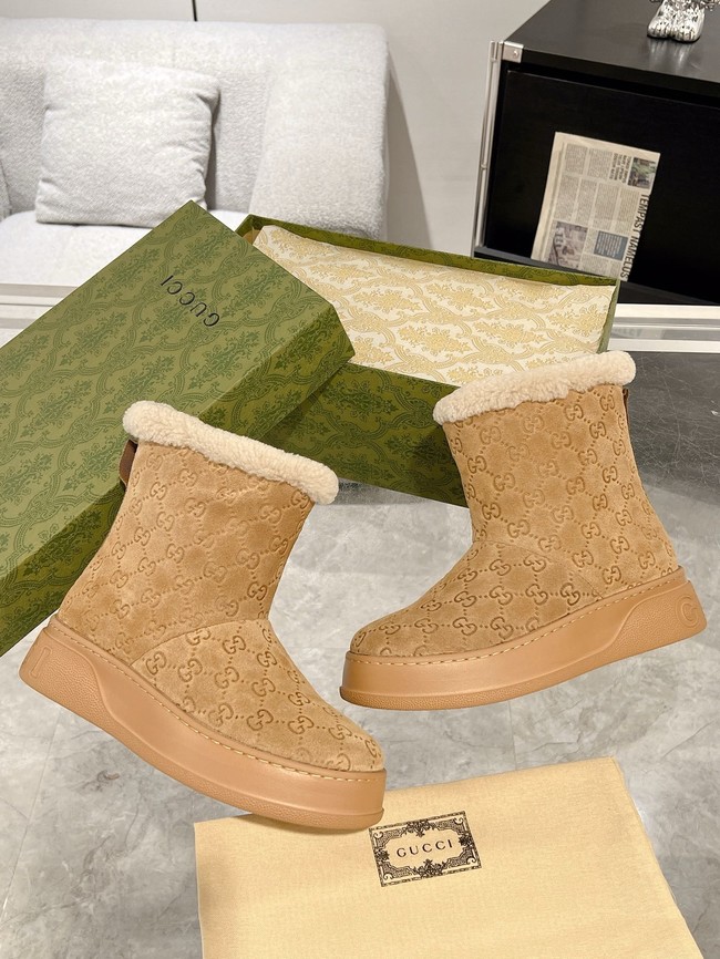 Gucci Womens boot with merino wool lining 857912-1
