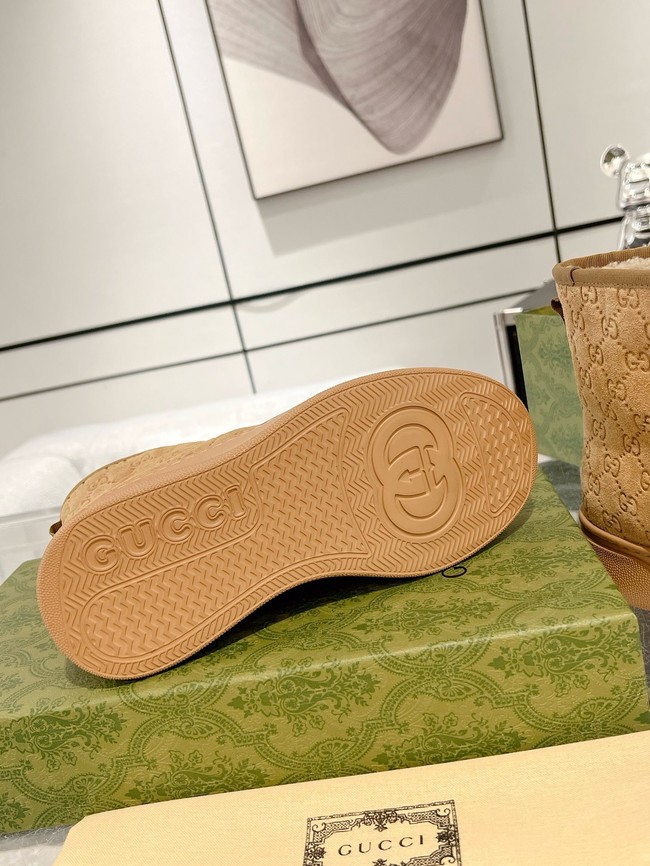 Gucci Womens boot with merino wool lining 857912-4