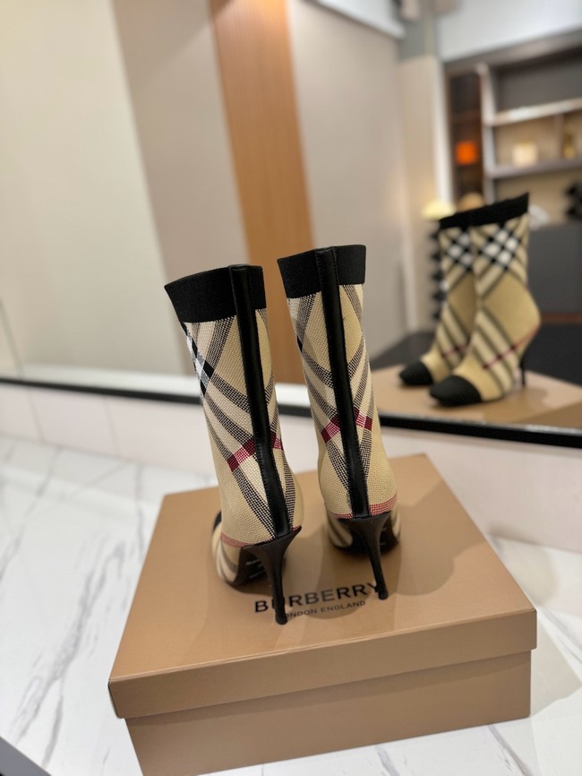 BurBerry Ankle Boot 87214-2