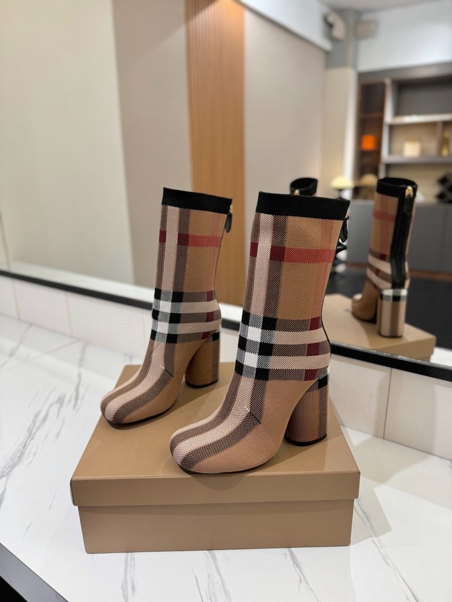 BurBerry Ankle Boot 87216-2