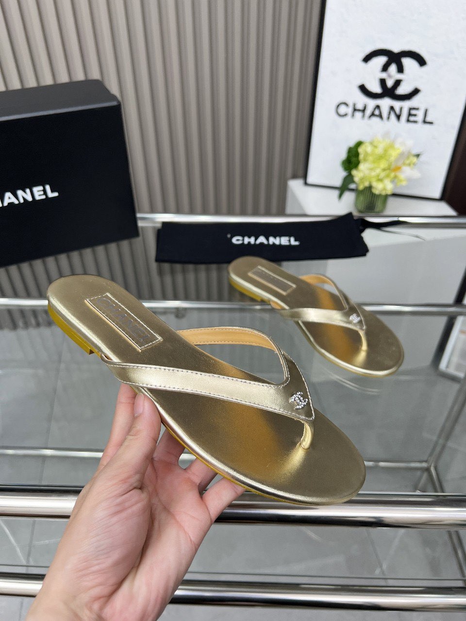 Chanel Sandal Shoes C63012 Gold