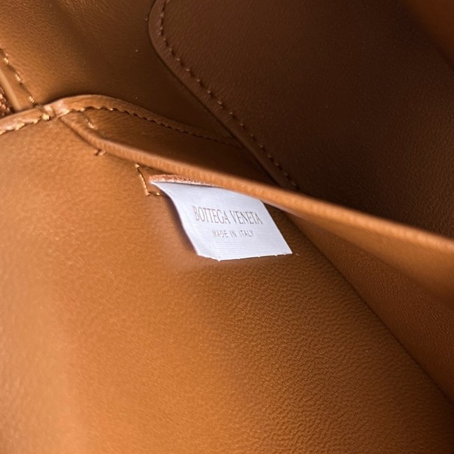 Bottega Veneta Bang Bang suede 789109 Amber