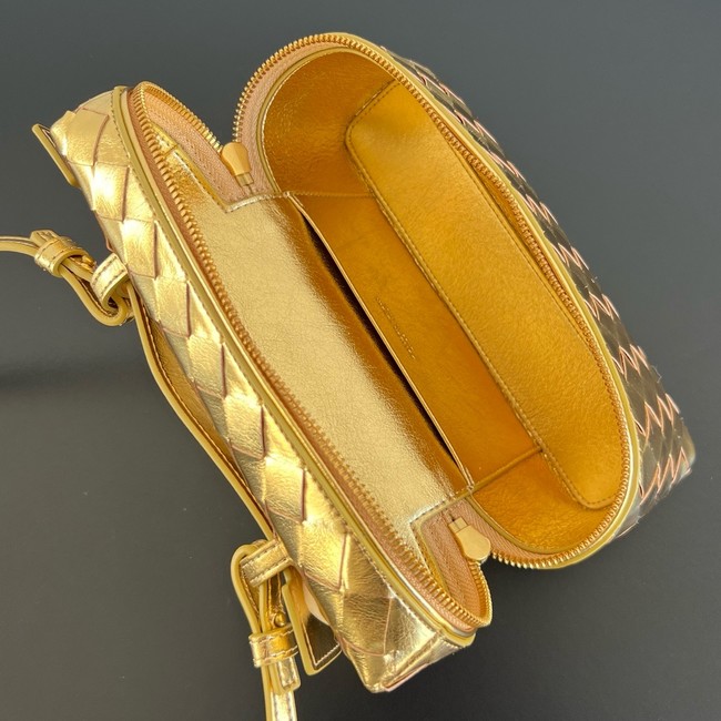 Bottega Veneta Bang Bang Intrecciato leather 789109 Gold