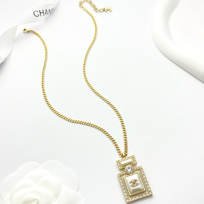 Chanel necklace CE81821