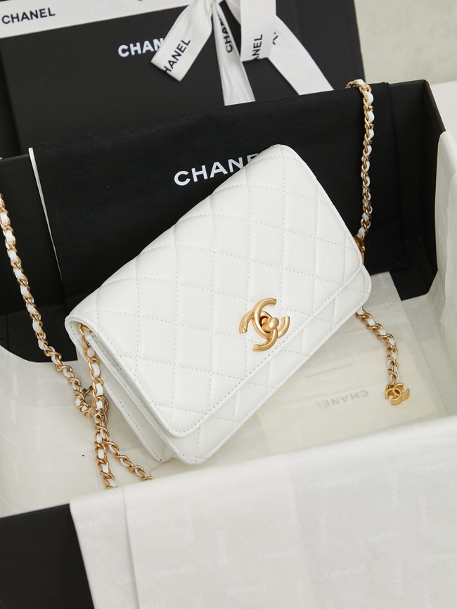 Chanel Wallet On Chain AP3938 white
