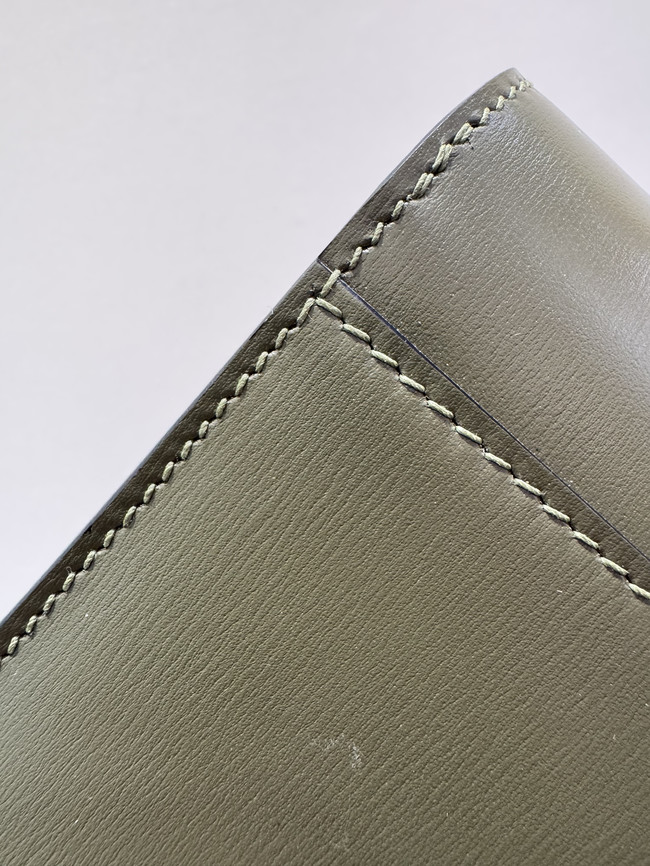 Hermes swift Leather Clutch 37568 dark green Hermes swift Leather Clutch 37568 dark green