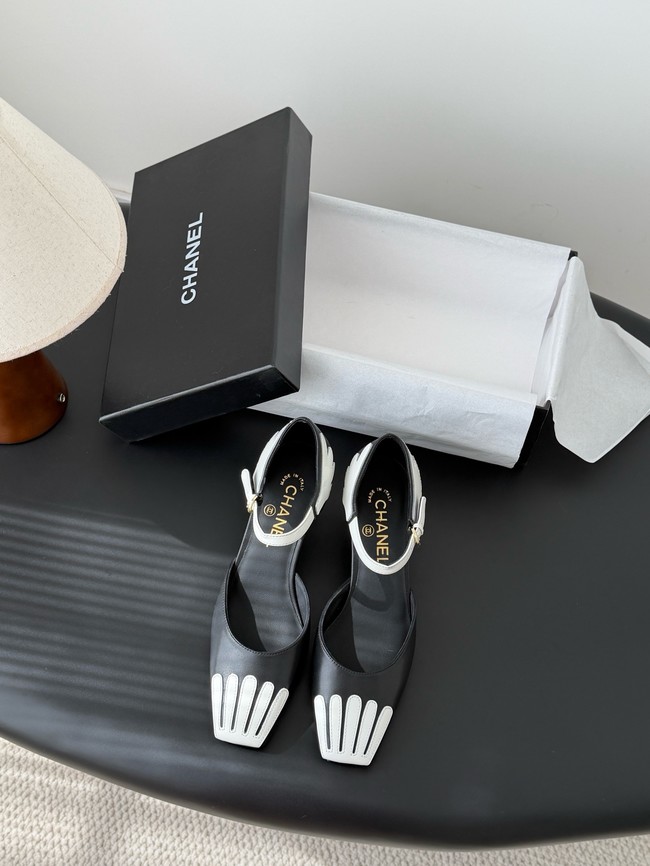 Chanel WOMENS Sandals 55732-1