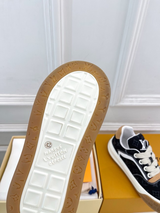 Louis Vuitton Trainer Sneaker 35963-9
