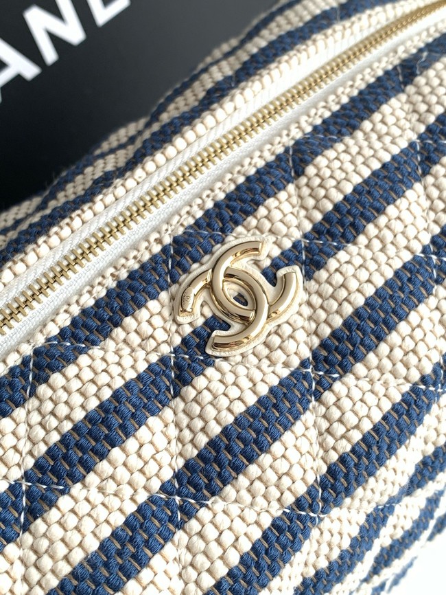 CHANEL Zipped Case AP4990 blue