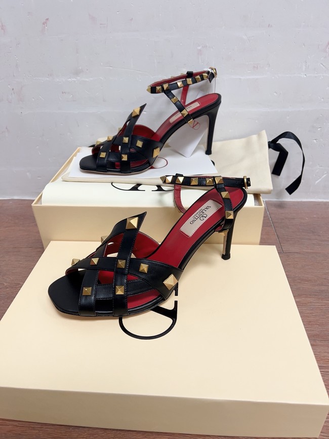 Valentino Womens sandal 66908-4