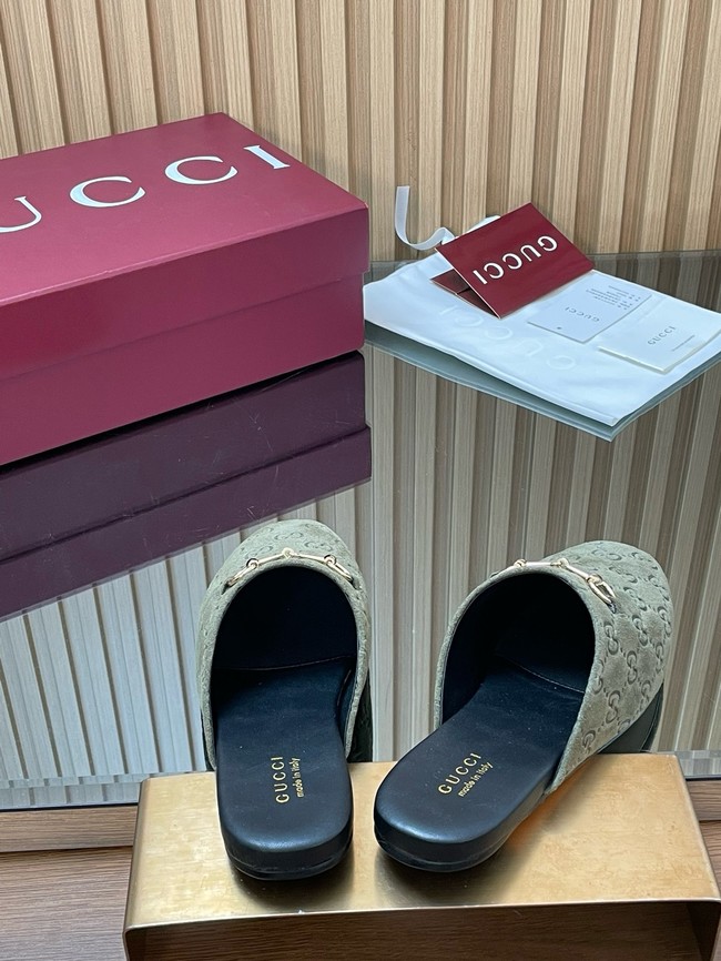 GUCCI Womens mule with Horsebit 855409-3