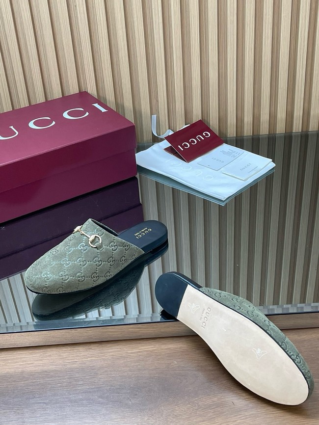 GUCCI Womens mule with Horsebit 855409-3