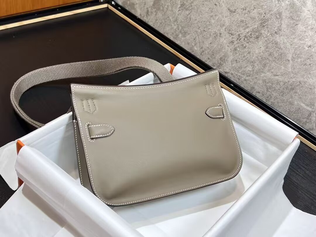 Hermes Jypsiere 31CM Shoulder Bag Calfskin Leather H0880 gold tone Hermes Jypsiere 31CM Shoulder Bag Calfskin Leather H0880 gold tone